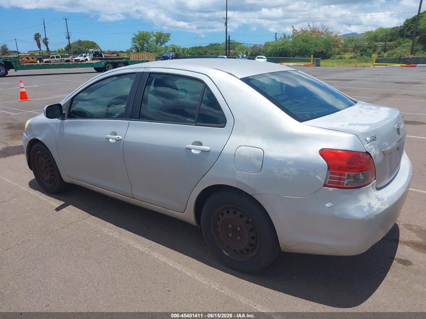 2011 Toyota Yaris VIN JTDBT4K35B4082897 IAAI salvage auction — NORMAL WEAR, Salvage Title (Hawaii), sold $150 on 2026-07-21 (photo 3)