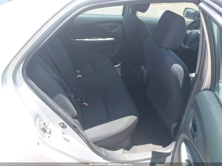 2011 Toyota Yaris VIN JTDBT4K35B4082897 IAAI salvage auction — NORMAL WEAR, Salvage Title (Hawaii), sold $150 on 2026-07-21 (photo 8)