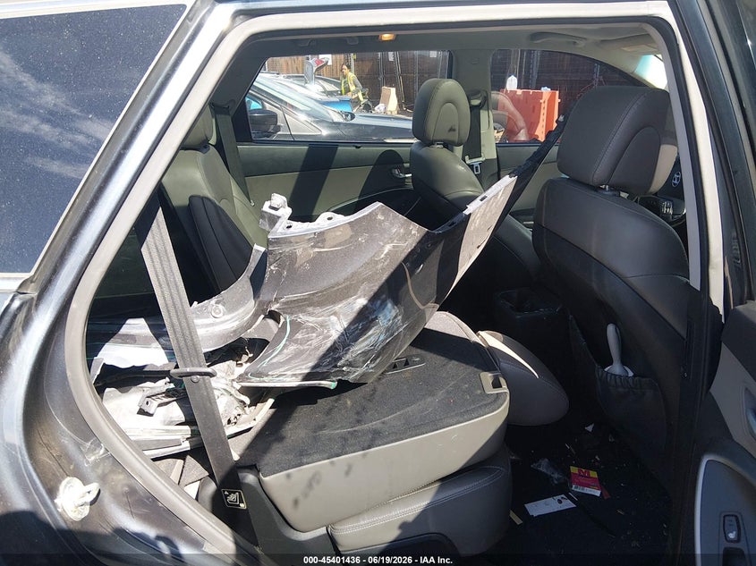 2018 Hyundai Santa fe VIN KM8SRDHF8JU263339 IAAI salvage auction — BIO HAZARD, Bill Of Sale (Colorado), sold $1,850 on 2026-07-21 (photo 8)