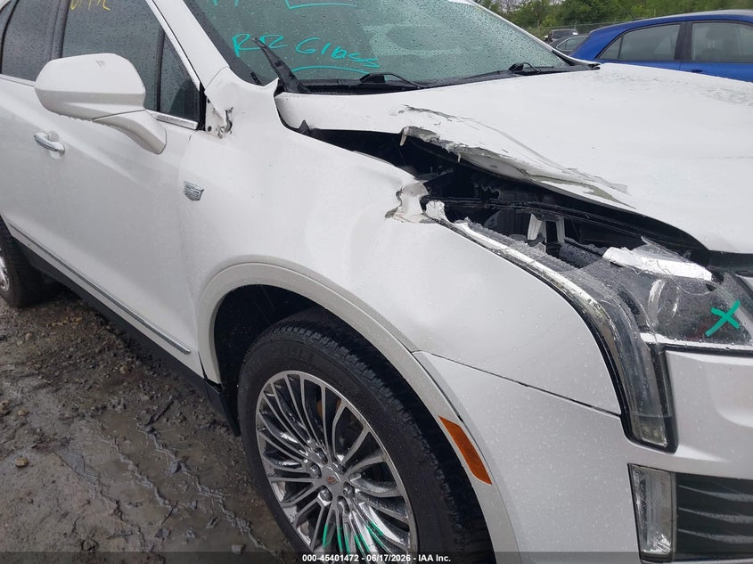 2017 Cadillac Xt5 VIN 1GYKNDRS5HZ132940 IAAI salvage auction — RIGHT FRONT, Clear (Wisconsin), sold $1,800 on 2026-07-23 (photo 6)