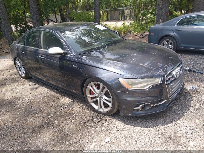 2013 Audi S6 VIN WAUJ2AFC2DN030631 IAAI salvage auction — NORMAL WEAR, Clear (Virginia), sold $4,325 on 2026-07-28 (photo 1)
