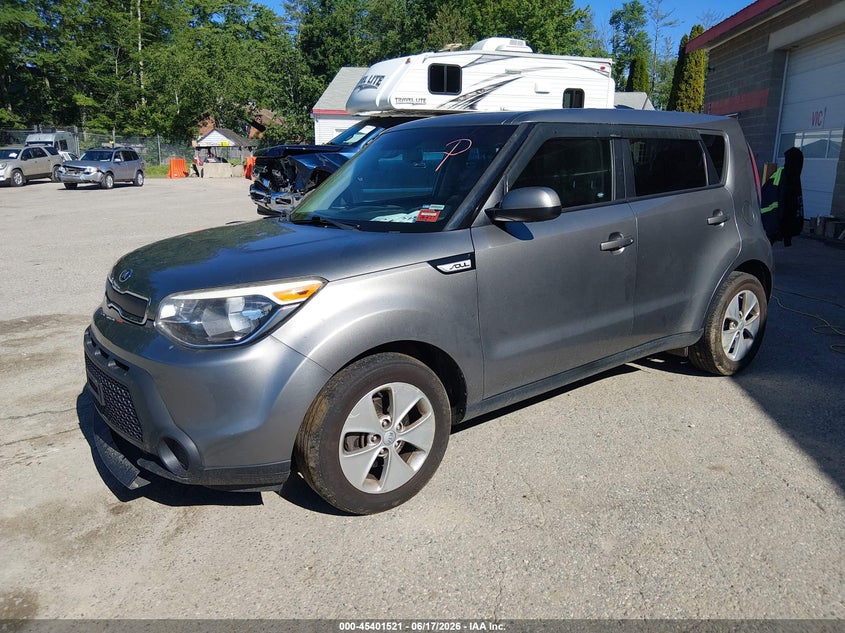 2015 Kia Soul VIN KNDJN2A28F7169572 IAAI salvage auction — RIGHT FRONT, Salvage (Maine), sold $25 on 2026-07-27 (photo 2)