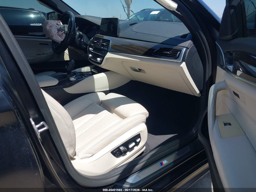 2018 BMW 5er VIN WBAJE5C53JG918275 IAAI salvage auction — SIDE, Salvage (California), sold $8,700 on 2026-07-10 (photo 5)