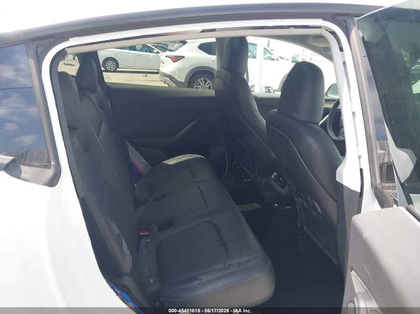 2023 Tesla Model y VIN 7SAYGDEE1PA078602 IAAI salvage auction — REAR END, Salvage (California), sold $11,825 on 2026-07-06 (photo 8)