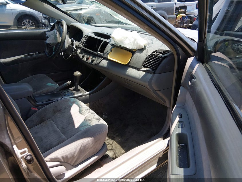 2002 Toyota Camry VIN JTDBE32KX20099570 IAAI salvage auction — FRONT END, Salvage (California), sold $100 on 2026-07-22 (photo 5)