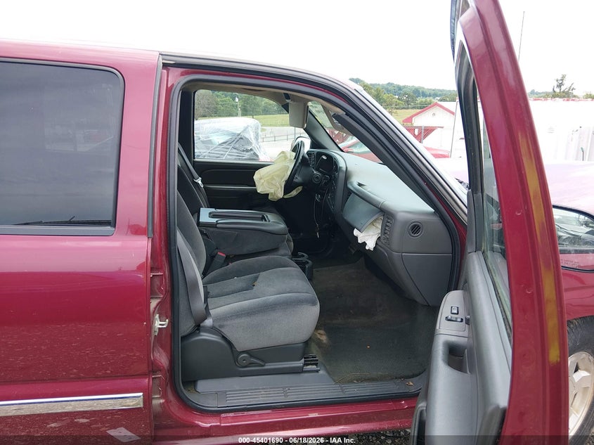 2007 Gmc SIERRA VIN 2GTEK13Z571107169 IAAI salvage auction — FRONT END, Clear (Arkansas), sold $925 on 2026-07-19 (photo 5)