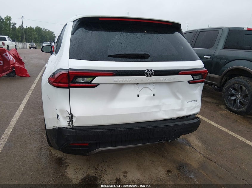 2025 Toyota Highlander VIN 5TDAAAA57SS033062 IAAI salvage auction — REAR END, Salvage (Mississippi), sold $17,600 on 2026-07-30 (photo 6)