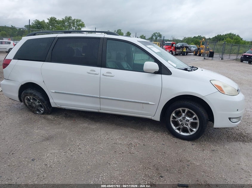 2005 Toyota Sienna VIN 5TDZA22C65S323416 IAAI salvage auction — LEFT SIDE, Junk Bill Of Sale Mv2459 (Wisconsin), sold $825 on 2026-07-07 (photo 1)
