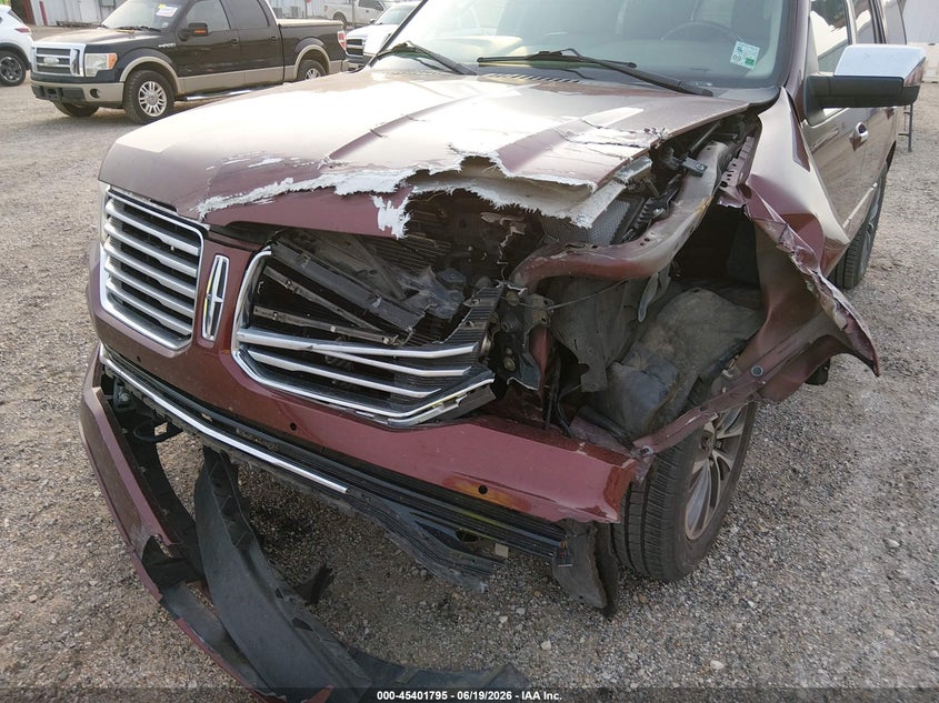 2015 Lincoln Navigator VIN 5LMJJ2HT3FEJ14087 IAAI salvage auction — FRONT END, Salvage Title, sold $675 on 2026-07-19 (photo 6)