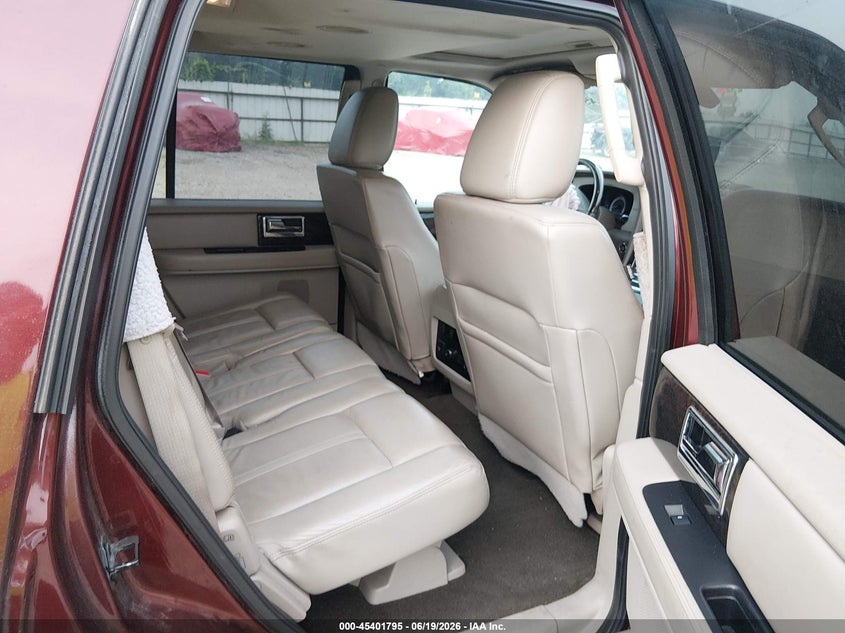 2015 Lincoln Navigator VIN 5LMJJ2HT3FEJ14087 IAAI salvage auction — FRONT END, Salvage Title, sold $675 on 2026-07-19 (photo 8)