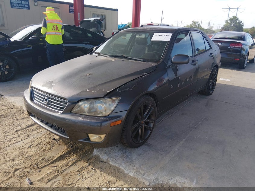 2001 Lexus Is 300 VIN JTHBD182210004107 IAAI salvage auction — NORMAL WEAR, Clear (Florida), sold $475 on 2026-07-07 (photo 2)