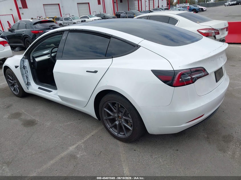 2022 Tesla Model 3 VIN 5YJ3E1EA2NF357954 IAAI salvage auction — SIDE, Salvage (California), sold $9,800 on 2026-07-08 (photo 3)