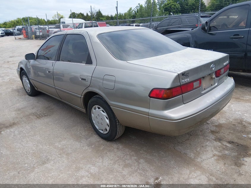 1999 Toyota Camry VIN JT2BG22K8X0296466 IAAI salvage auction — NORMAL WEAR, Clear (Oklahoma), sold $225 on 2026-07-29 (photo 3)