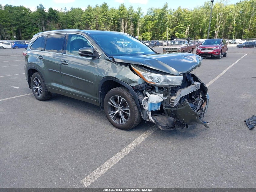 2016 Toyota Highlander VIN 5TDJKRFH6GS292180 IAAI salvage auction — FRONT END, Salvage Title, sold $3,850 on 2026-08-02 (photo 1)