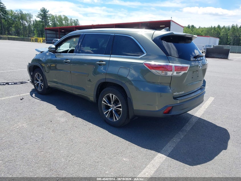 2016 Toyota Highlander VIN 5TDJKRFH6GS292180 IAAI salvage auction — FRONT END, Salvage Title, sold $3,850 on 2026-08-02 (photo 3)