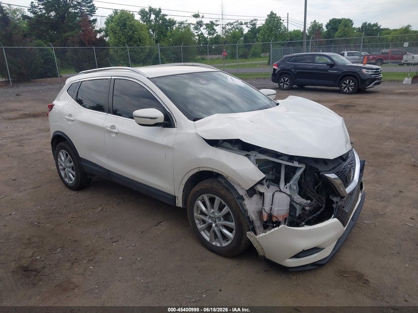 2020 Nissan Rogue VIN JN1BJ1CW3LW643376 IAAI salvage auction — FRONT END, Salvage Title, sold $2,750 on 2026-07-28 (photo 1)
