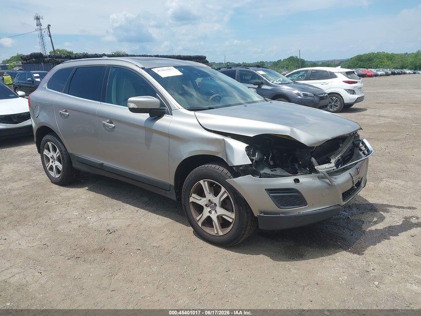 2013 Volvo Xc60 VIN YV4952DZ3D2441397 IAAI salvage auction — FRONT END, Salvage (Pennsylvania), sold $1,425 on 2026-07-10 (photo 1)