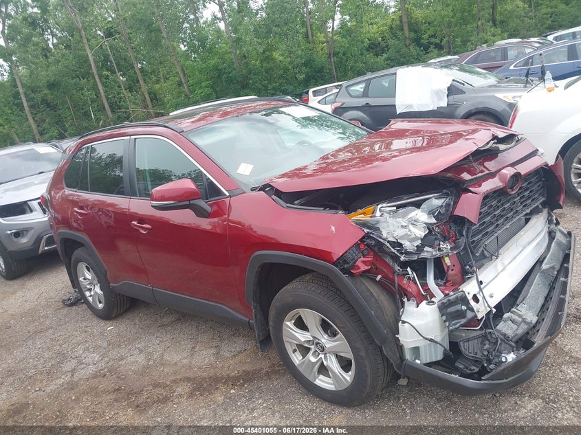 2021 Toyota VIN 2T3P1RFV1MW155046 IAAI salvage auction — FRONT END, Salvage Title, sold $7,600 on 2026-07-17 (photo 1)