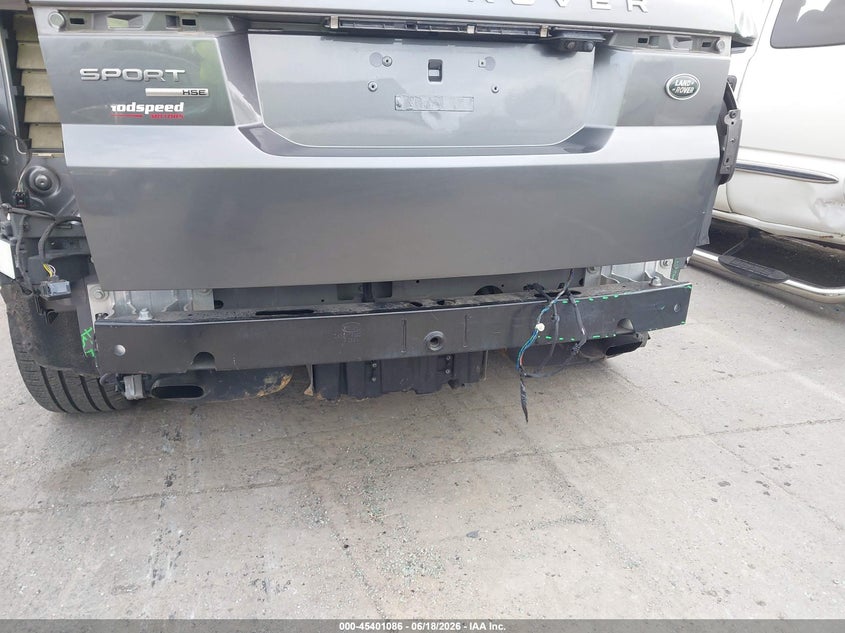 2019 Land rover Range rover sport VIN SALWR2RV6KA845693 IAAI salvage auction — REAR END, Salvage Title, sold $15,100 on 2026-08-22 (photo 6)