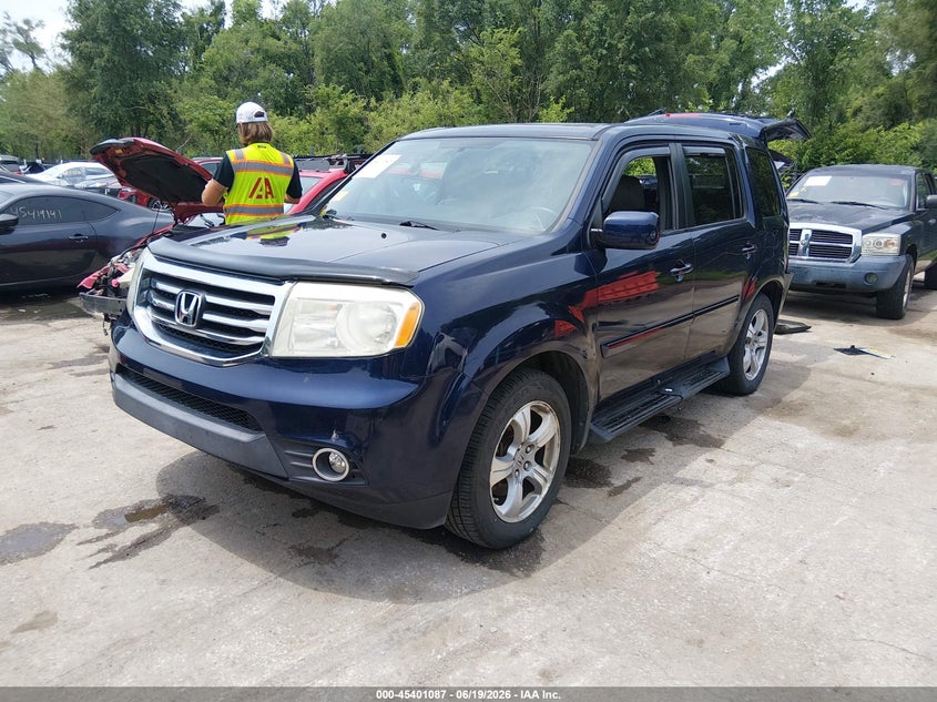 2014 Honda Pilot VIN 5FNYF4H5XEB002288 IAAI salvage auction — REAR END, Salvage (Kansas), sold $1,650 on 2026-07-09 (photo 2)