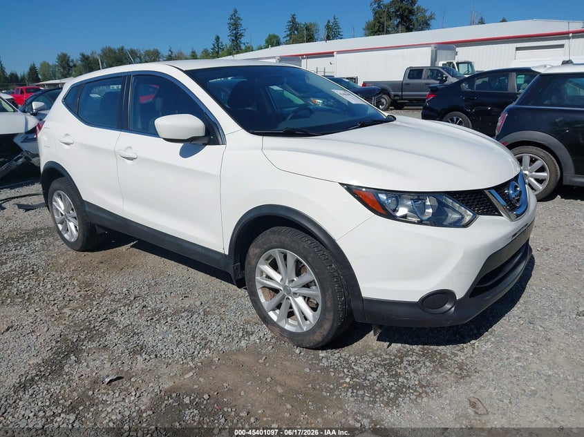 2017 Nissan VIN JN1BJ1CR3HW128086 IAAI salvage auction — LEFT SIDE, Bill Of Sale (Washington), sold $3,700 on 2026-07-08 (photo 1)
