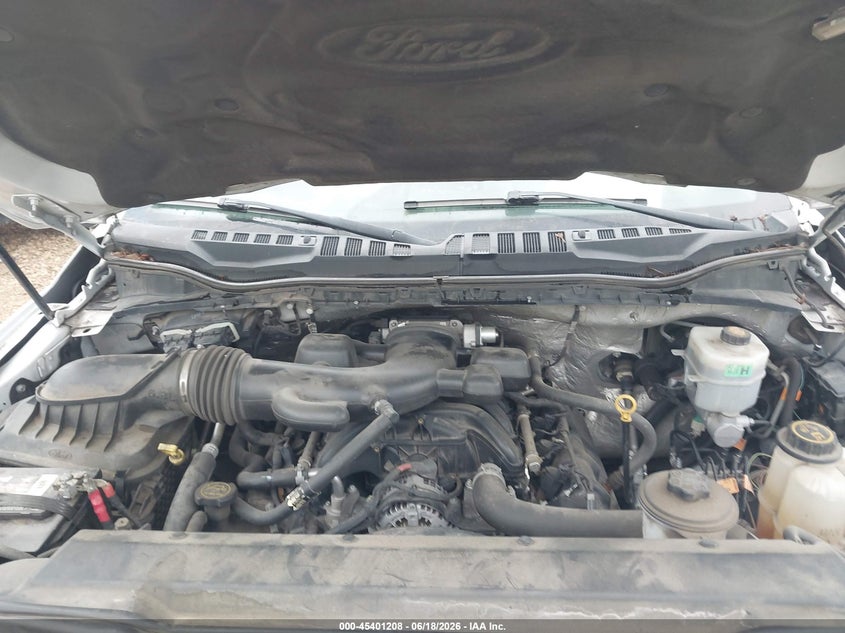 2017 Ford F550 VIN 1FDUF5GY5HDA09043 IAAI salvage auction — FRONT END, Clear (North Carolina), sold $10,550 on 2026-07-08 (photo 9)