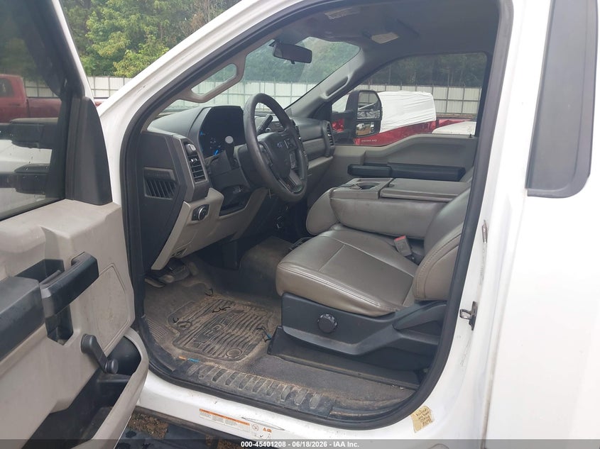 2017 Ford F550 VIN 1FDUF5GY5HDA09043 IAAI salvage auction — FRONT END, Clear (North Carolina), sold $10,550 on 2026-07-08 (photo 6)