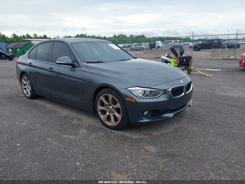2013 BMW 3 series VIN WBA3A9C58DF475286 IAAI salvage auction — NORMAL WEAR, Clear (Florida), sold $1,650 on 2026-07-14 (photo 1)