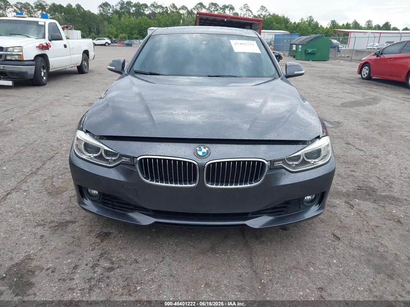 2013 BMW 3 series VIN WBA3A9C58DF475286 IAAI salvage auction — NORMAL WEAR, Clear (Florida), sold $1,650 on 2026-07-14 (photo 6)