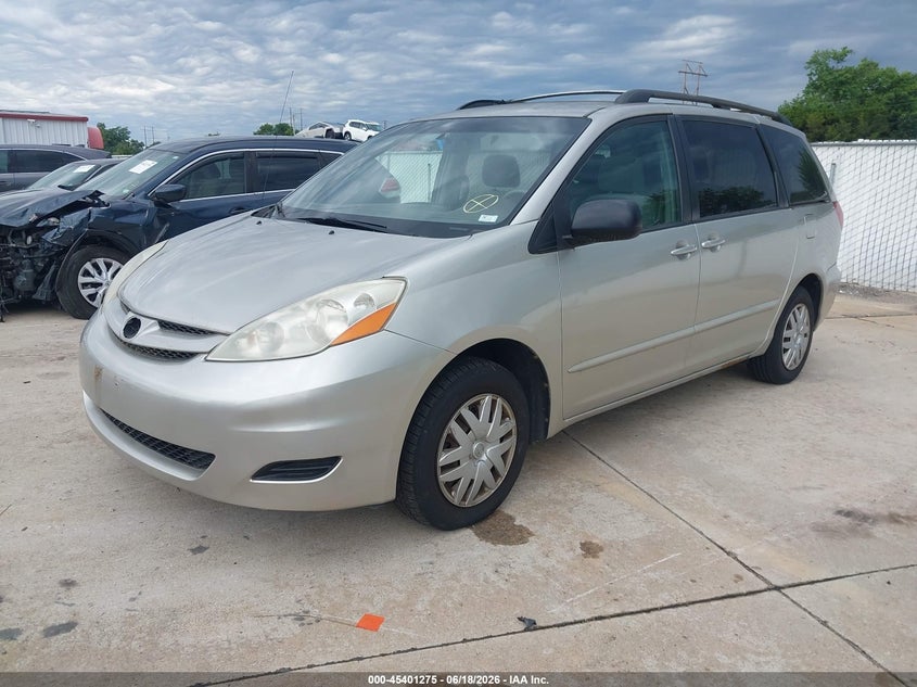 2008 Toyota Sienna VIN 5TDZK23C38S154326 IAAI salvage auction — NORMAL WEAR, Clear (Missouri), sold $350 on 2026-07-07 (photo 2)