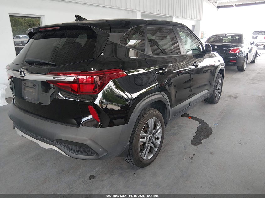 2021 Kia Seltos VIN KNDEPCAA4M7211547 IAAI salvage auction — FRONT END, Salvage Title, sold $2,100 on 2026-07-22 (photo 4)