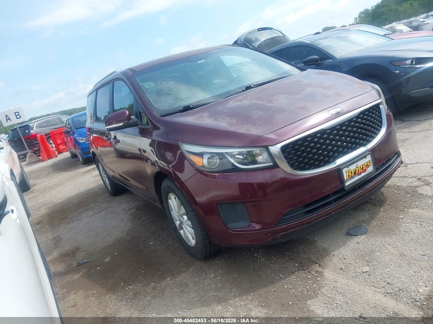 2015 Kia SEDONA VIN KNDMB5C18F6024159 IAAI salvage auction — NORMAL WEAR, Clear - Dealer Only (Kansas), sold $825 on 2026-07-22 (photo 1)
