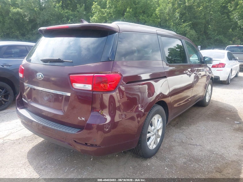 2015 Kia SEDONA VIN KNDMB5C18F6024159 IAAI salvage auction — NORMAL WEAR, Clear - Dealer Only (Kansas), sold $825 on 2026-07-22 (photo 4)