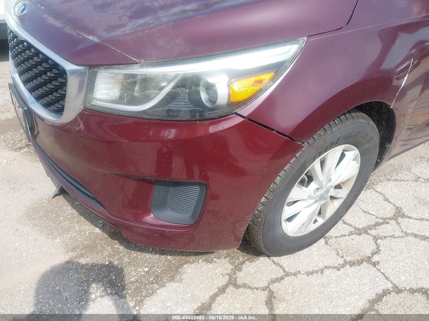 2015 Kia SEDONA VIN KNDMB5C18F6024159 IAAI salvage auction — NORMAL WEAR, Clear - Dealer Only (Kansas), sold $825 on 2026-07-22 (photo 6)