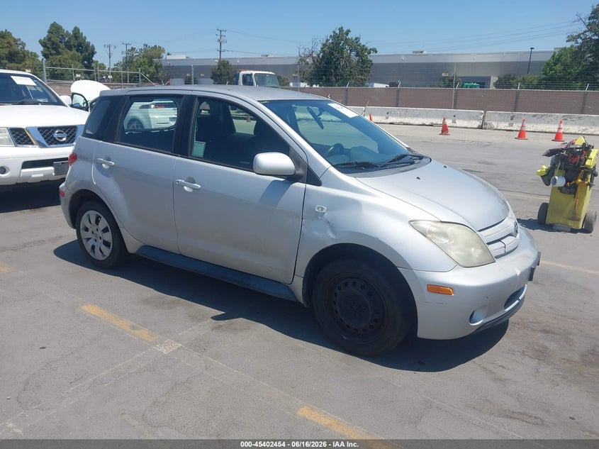 2004 Scion Xa VIN JTKKT604940077812 IAAI salvage auction — NORMAL WEAR, App For Dup Clear (California), sold $325 on 2026-07-20 (photo 1)