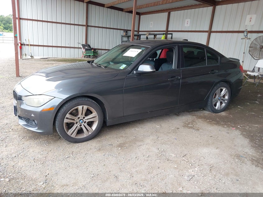 2014 BMW 3er VIN WBA3B3G58ENR81468 IAAI salvage auction — VANDALISM, Salvage (Louisiana), sold $1,375 on 2026-07-06 (photo 2)