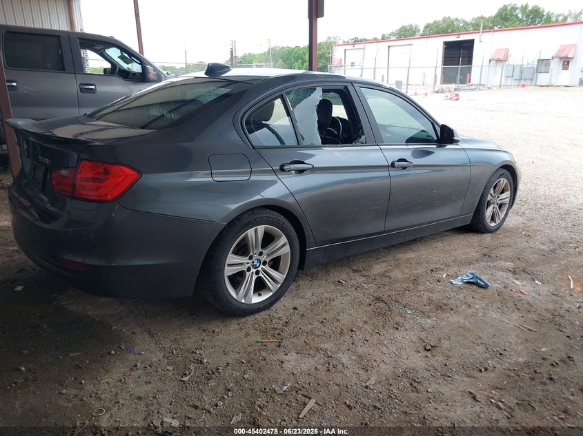 2014 BMW 3er VIN WBA3B3G58ENR81468 IAAI salvage auction — VANDALISM, Salvage (Louisiana), sold $1,375 on 2026-07-06 (photo 4)