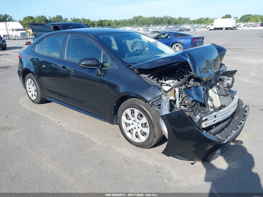 2022 Toyota Corolla VIN JTDEPMAE0NJ213857 IAAI salvage auction — FRONT END, Certificate Of Destruction (Florida), sold $2,350 on 2026-07-29 (photo 1)
