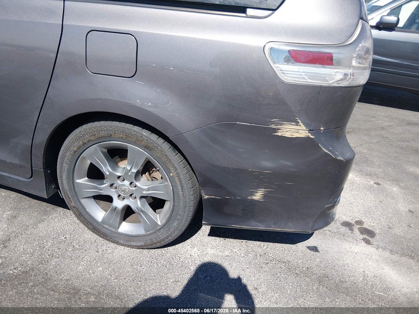 2011 Toyota Sienna VIN 5TDXK3DC4BS098755 IAAI salvage auction — NORMAL WEAR, Regular (Nevada), sold $2,475 on 2026-07-10 (photo 6)