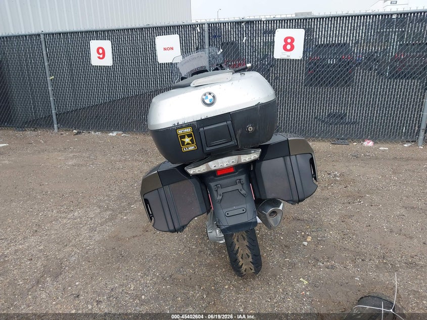 2020 BMW R 1250 VIN WB10J6308LZG39920 IAAI salvage auction — SIDE, Salvage Title, sold $1,700 on 2026-07-28 (photo 6)