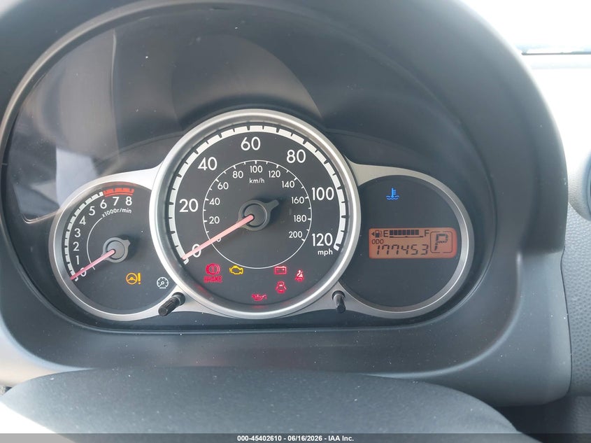 2011 Mazda 2 VIN JM1DE1HZ5B0101792 IAAI salvage auction — NORMAL WEAR, Salvage (Texas), sold $25 on 2026-07-29 (photo 7)