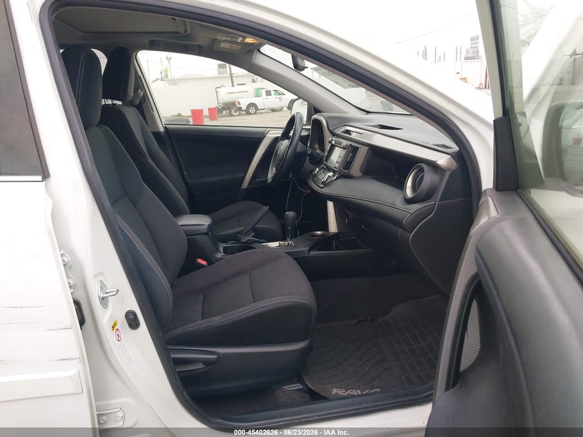 2014 Toyota Rav 4 VIN JTMWFREV8EJ020225 IAAI salvage auction — RIGHT SIDE, Salvage (California), sold $4,450 on 2026-07-08 (photo 5)