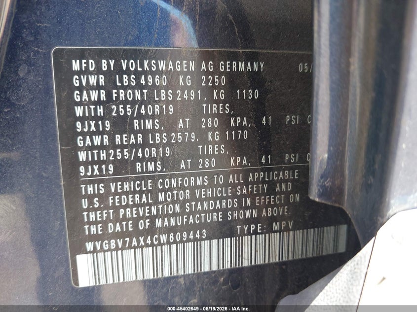 2012 Volkswagen Tiguan VIN WVGBV7AX4CW609443 IAAI salvage auction — RIGHT SIDE, Salvage Title, sold $525 on 2026-08-10 (photo 9)