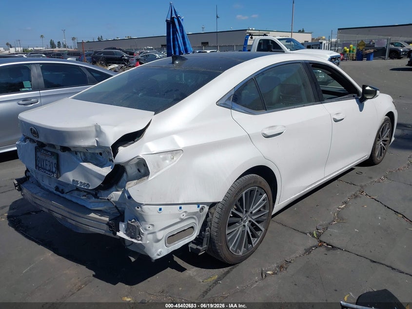 2023 Lexus ES VIN 58ADZ1B18PU151081 IAAI salvage auction — REAR END, Salvage Title, sold $21,700 on 2026-08-01 (photo 4)