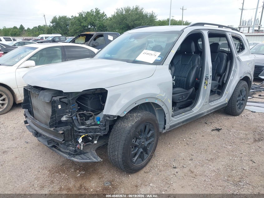2024 Kia Telluride VIN 5XYP5DGC9RG496317 IAAI salvage auction — LEFT SIDE, Salvage Title, sold $12,000 on 2026-08-27 (photo 2)