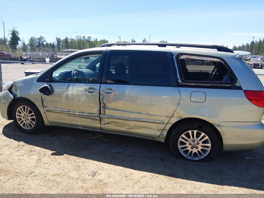 2009 Toyota Sienna VIN 5TDZK22C39S261332 IAAI salvage auction — SIDE, Bill Of Sale (Washington), sold $1,050 on 2026-07-22 (photo 6)