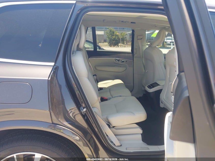 2023 Volvo Xc90 VIN YV4062PN3P1903224 IAAI salvage auction — SIDE, Salvage (California), sold $18,500 on 2026-07-10 (photo 8)