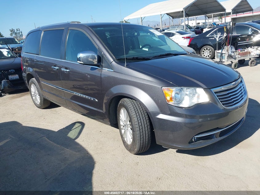 2015 Chrysler Town & country VIN 2C4RC1JG1FR726805 IAAI salvage auction — LEFT FRONT, Salvage (California), sold $775 on 2026-07-09 (photo 1)