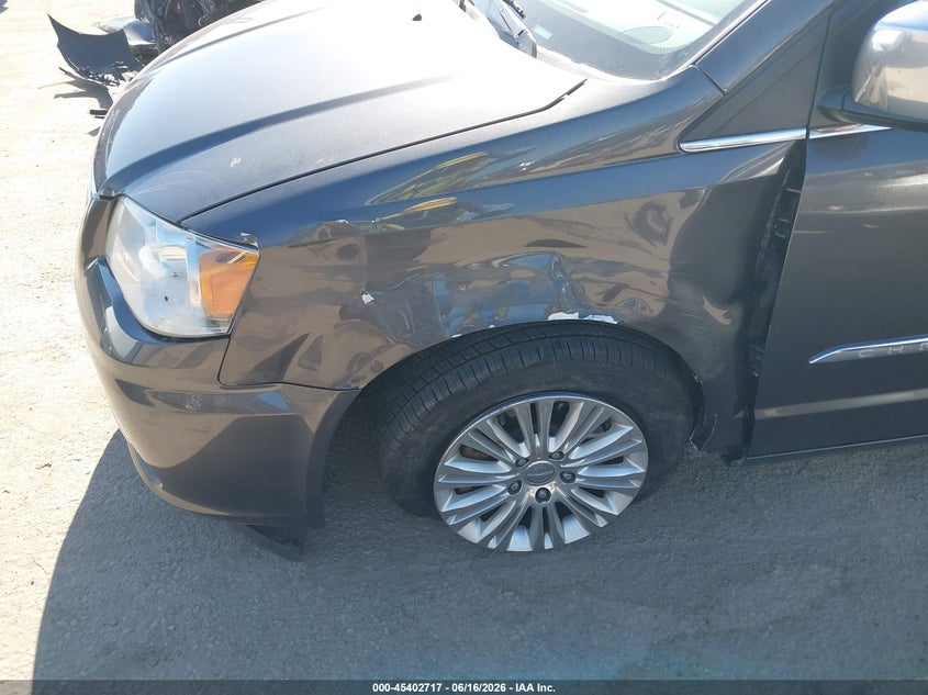 2015 Chrysler Town & country VIN 2C4RC1JG1FR726805 IAAI salvage auction — LEFT FRONT, Salvage (California), sold $775 on 2026-07-09 (photo 6)