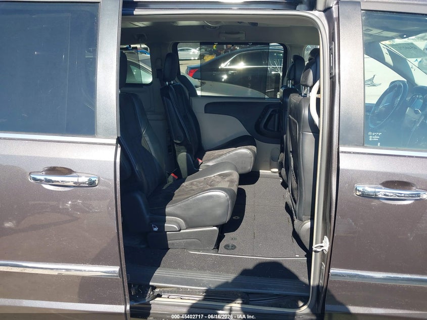 2015 Chrysler Town & country VIN 2C4RC1JG1FR726805 IAAI salvage auction — LEFT FRONT, Salvage (California), sold $775 on 2026-07-09 (photo 8)